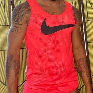 Reversible tank top